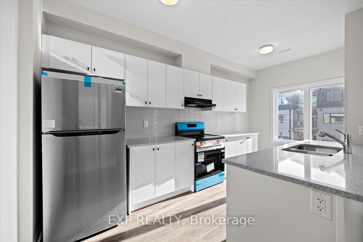 314 John Kim Bell Private, Ottawa, ON — photo 15