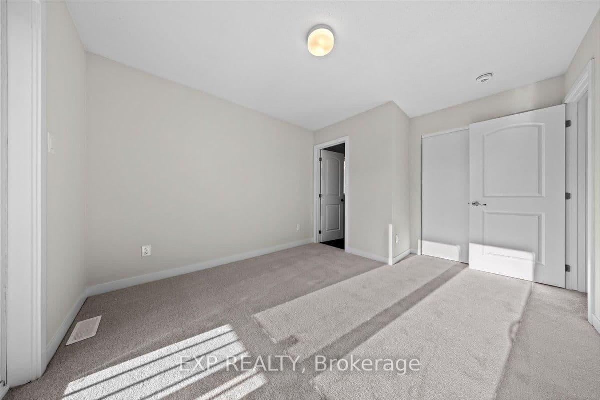 314 John Kim Bell Private, Ottawa, ON — photo 25
