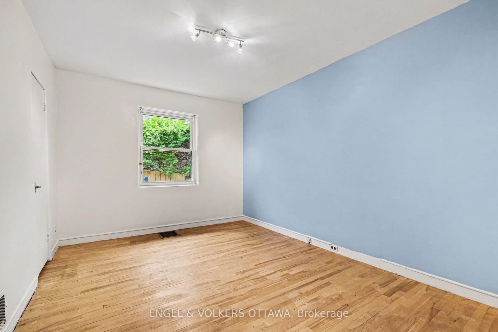 325 Summit Avenue, Ottawa, ON — photo 20