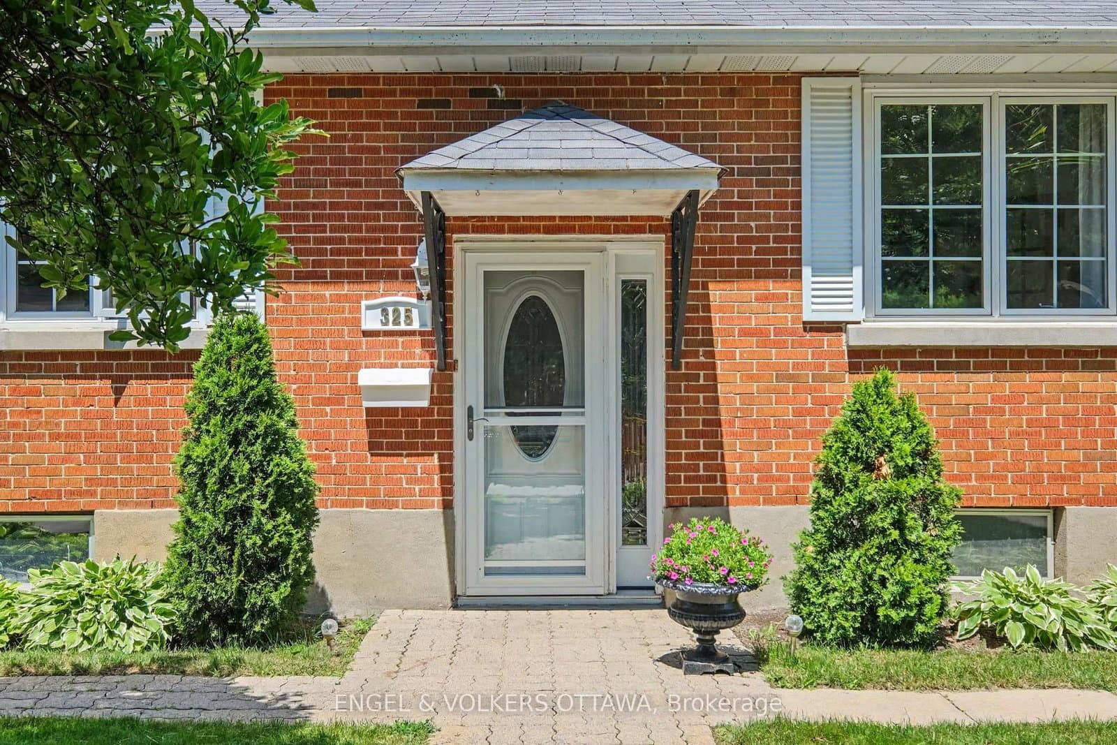 325 Summit Avenue, Ottawa, ON — photo 4