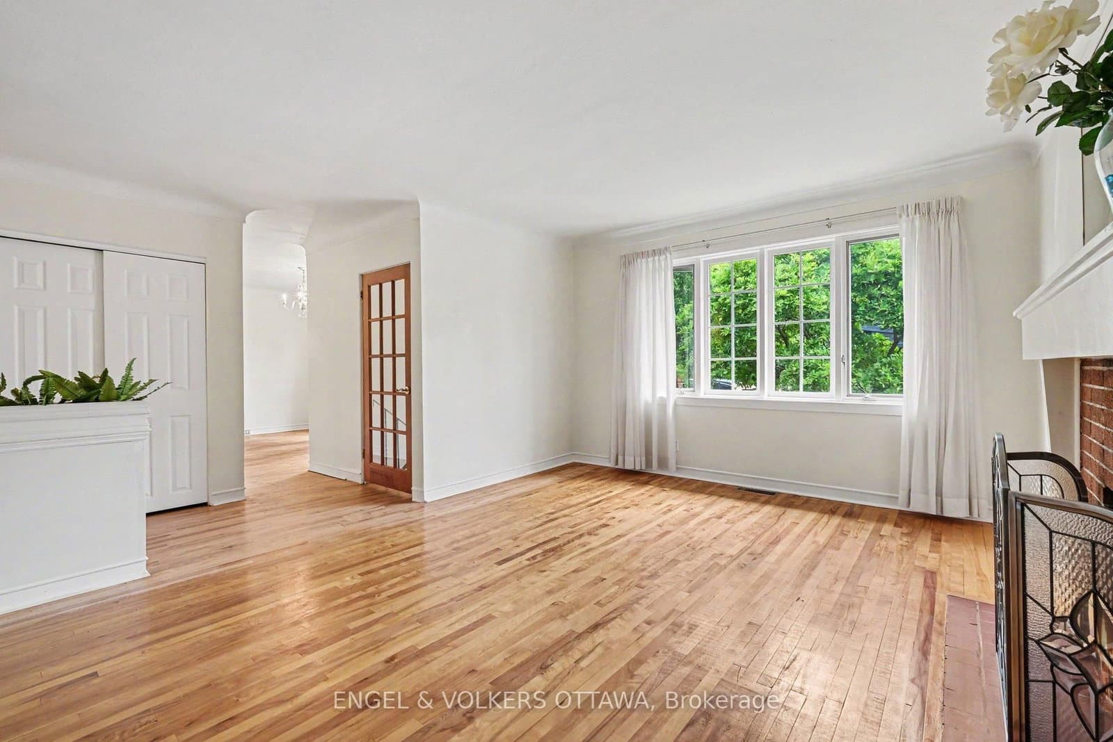 325 Summit Avenue, Ottawa, ON — photo 8