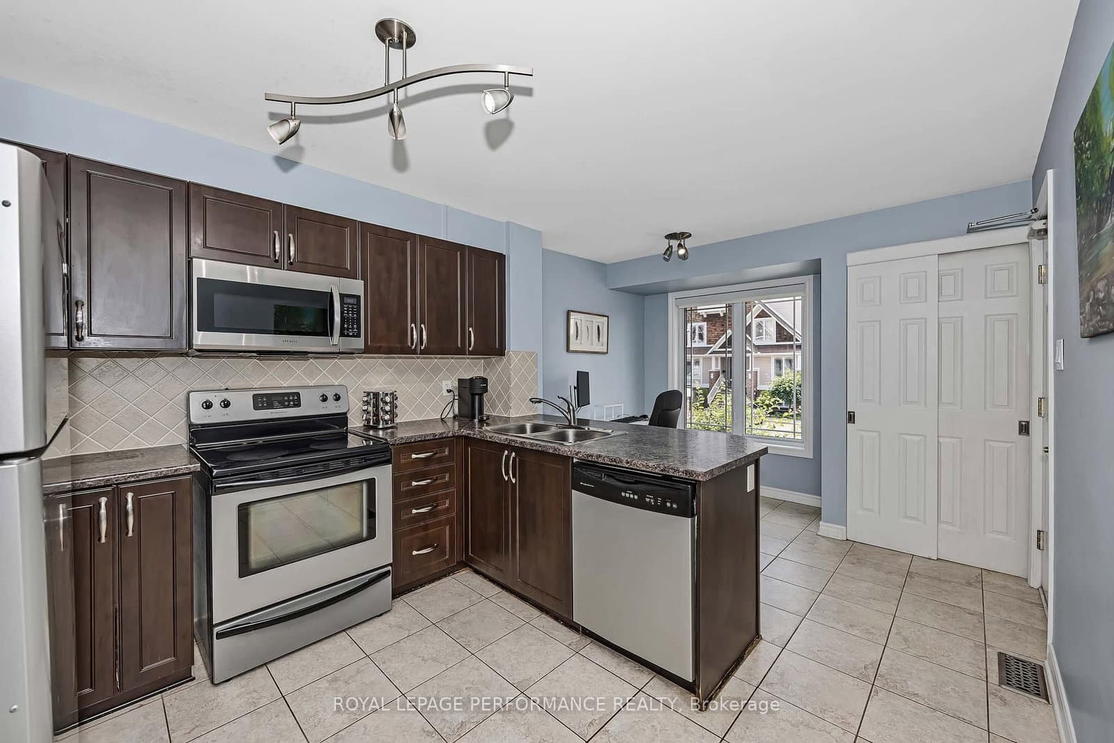 124 - 74 Crosby Private, Ottawa, ON — photo 9