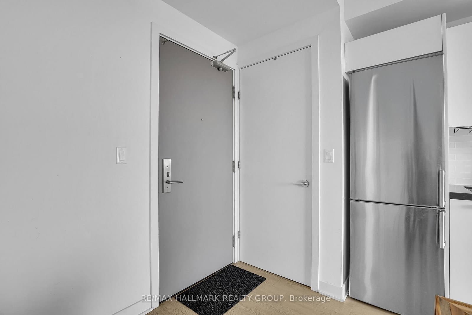 1204 - 203 Catherine Street, Ottawa, ON — photo 8