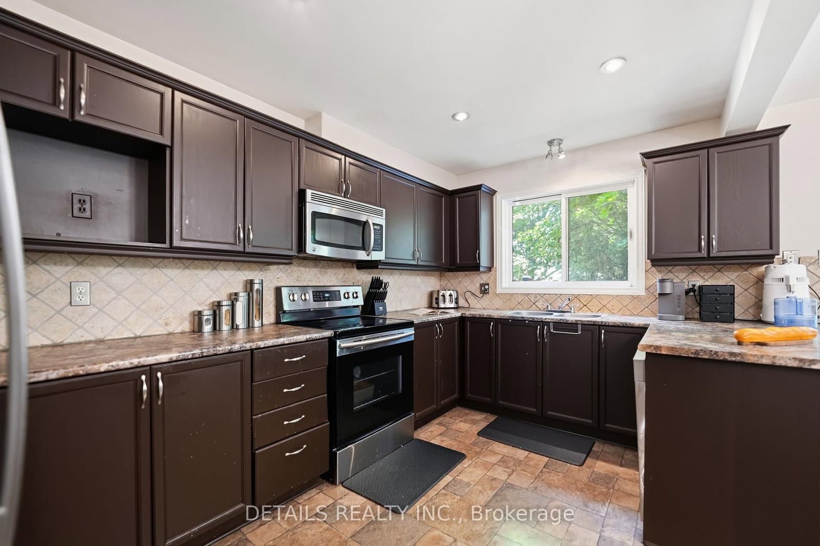 24 Southport Drive, Ottawa, ON — photo 17