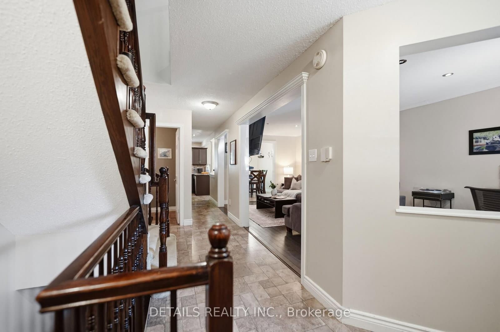 24 Southport Drive, Ottawa, ON — photo 4