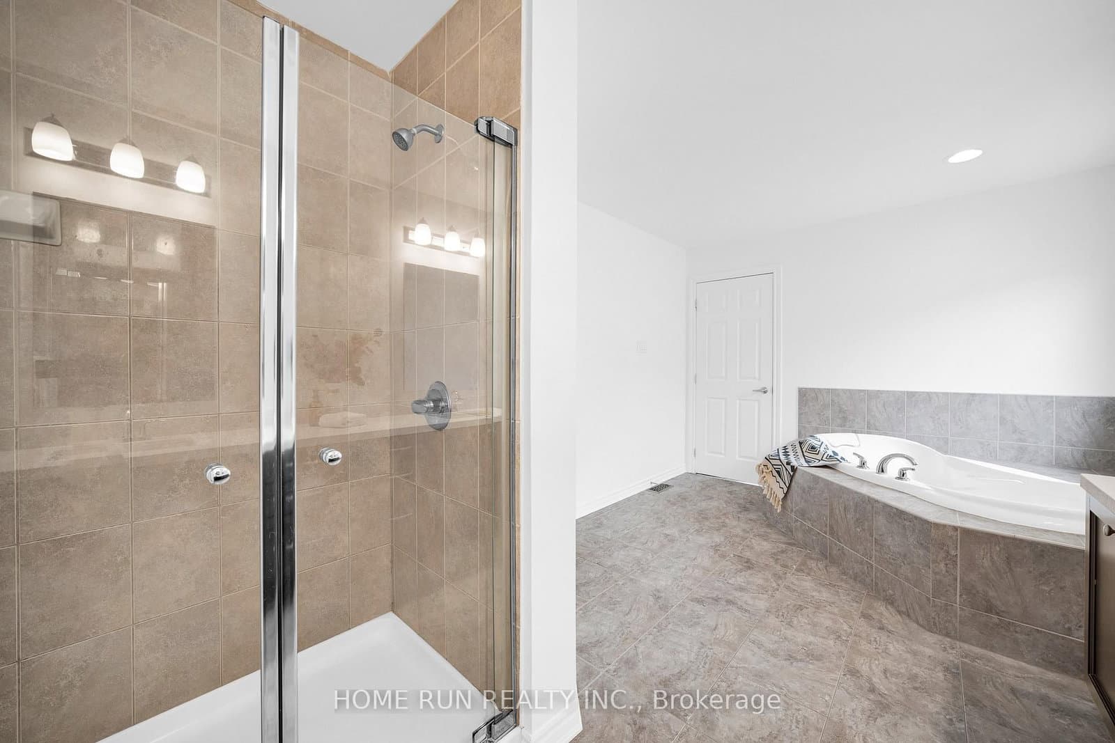 531 Bretby Crescent, Ottawa, ON — photo 36