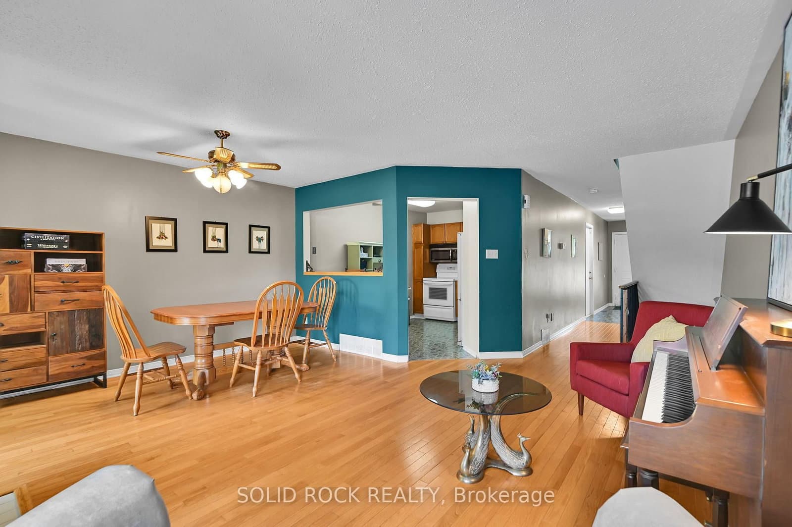 74 Pickwick Drive, Barrhaven, ON — photo 11
