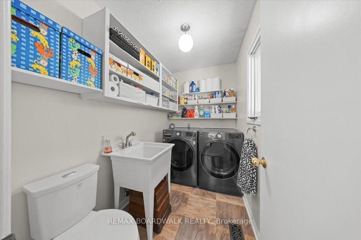 15 Selwyn Crescent, Ottawa, ON — photo 19