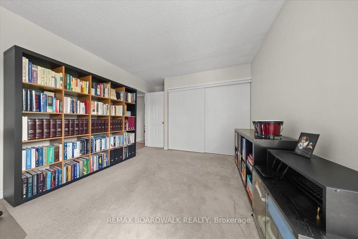 15 Selwyn Crescent, Ottawa, ON — photo 37