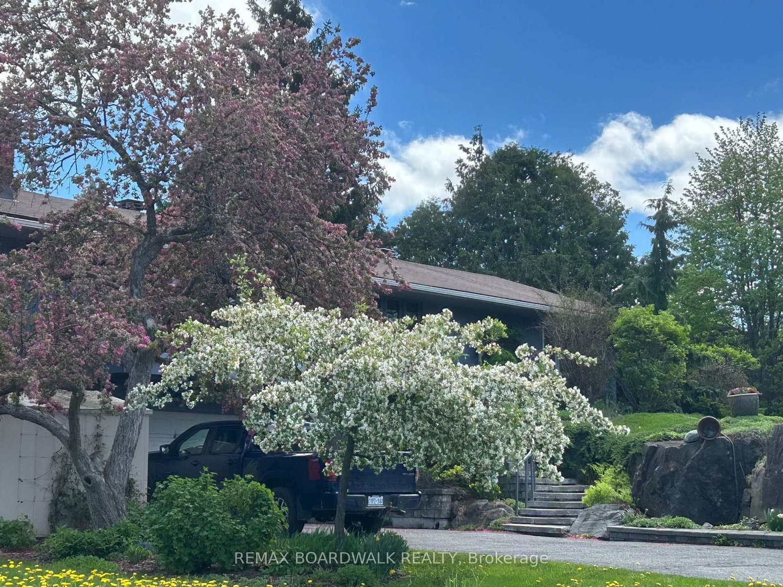 15 Selwyn Crescent, Ottawa, ON — photo 50