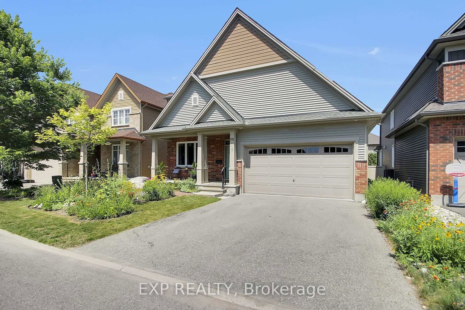 417 Charing Cross Way, Ottawa, ON — photo 1