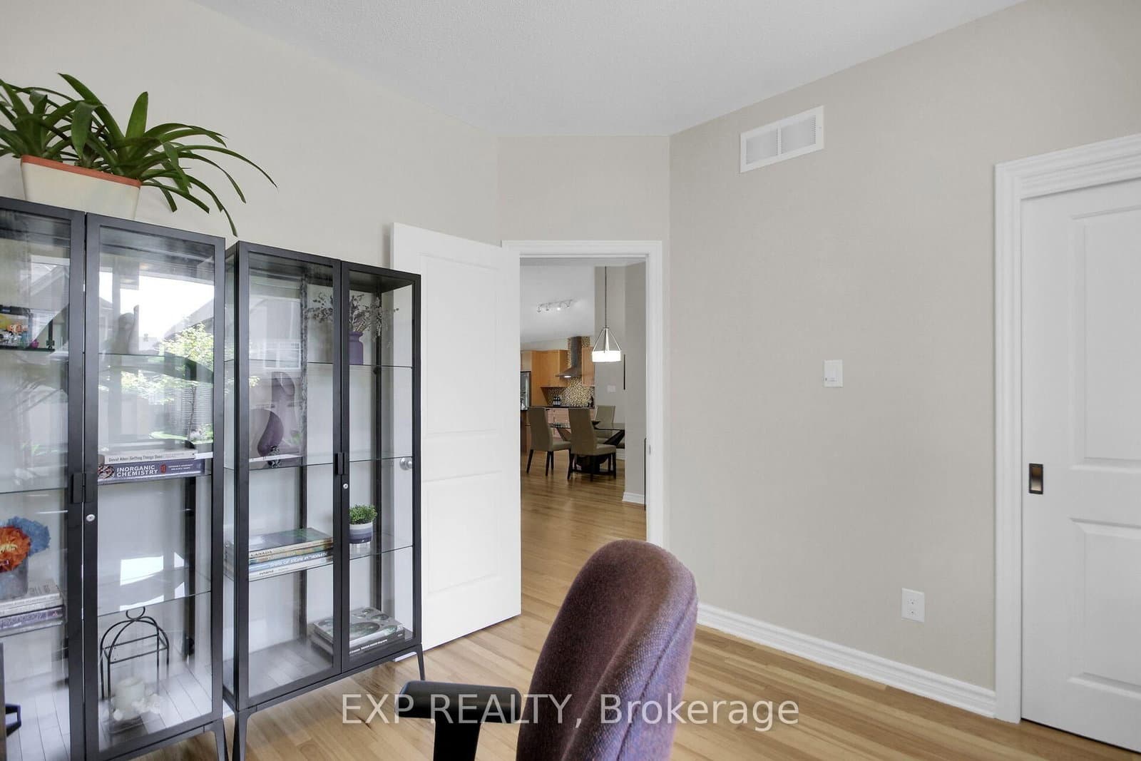 417 Charing Cross Way, Ottawa, ON — photo 8