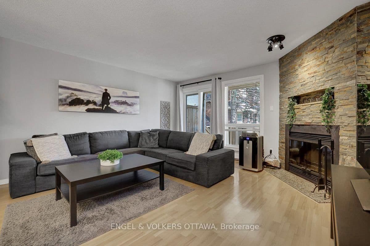 382 Briston Private, Ottawa, ON — photo 11