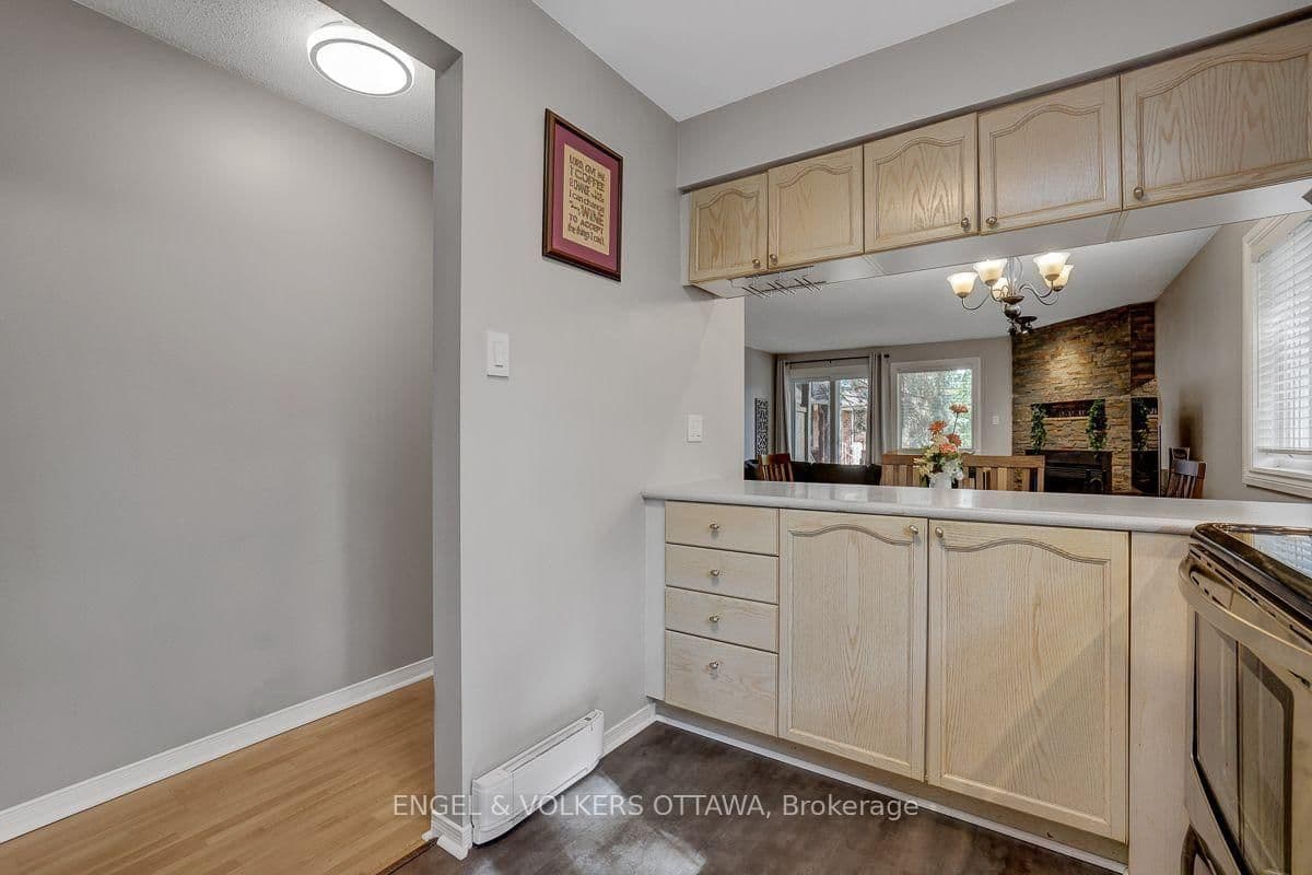 382 Briston Private, Ottawa, ON — photo 15