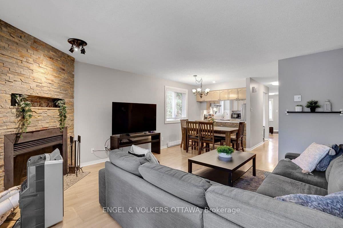 382 Briston Private, Ottawa, ON — photo 19