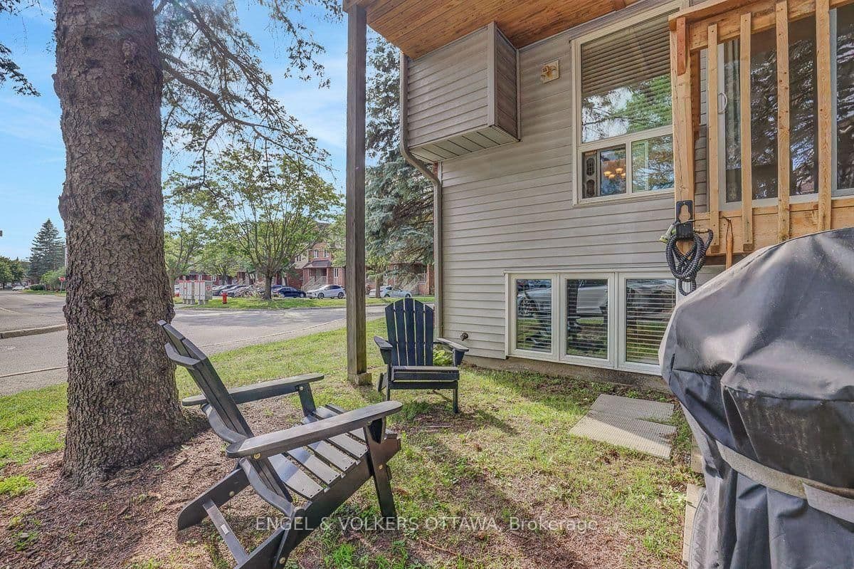 382 Briston Private, Ottawa, ON — photo 38