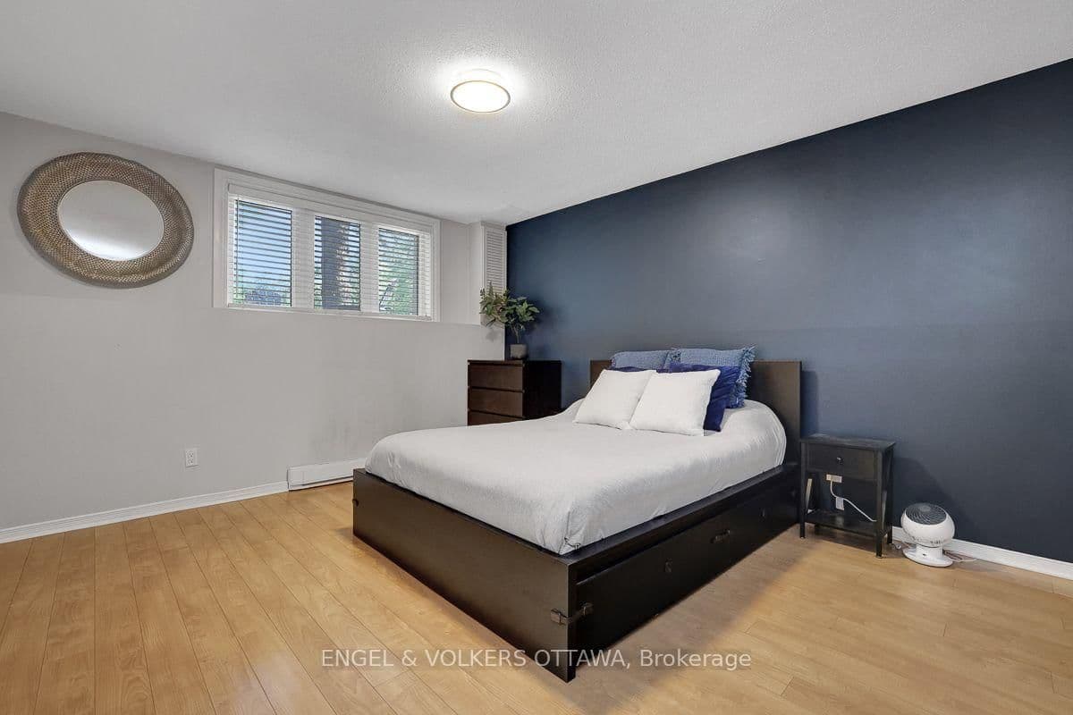 382 Briston Private, Ottawa, ON — photo 4