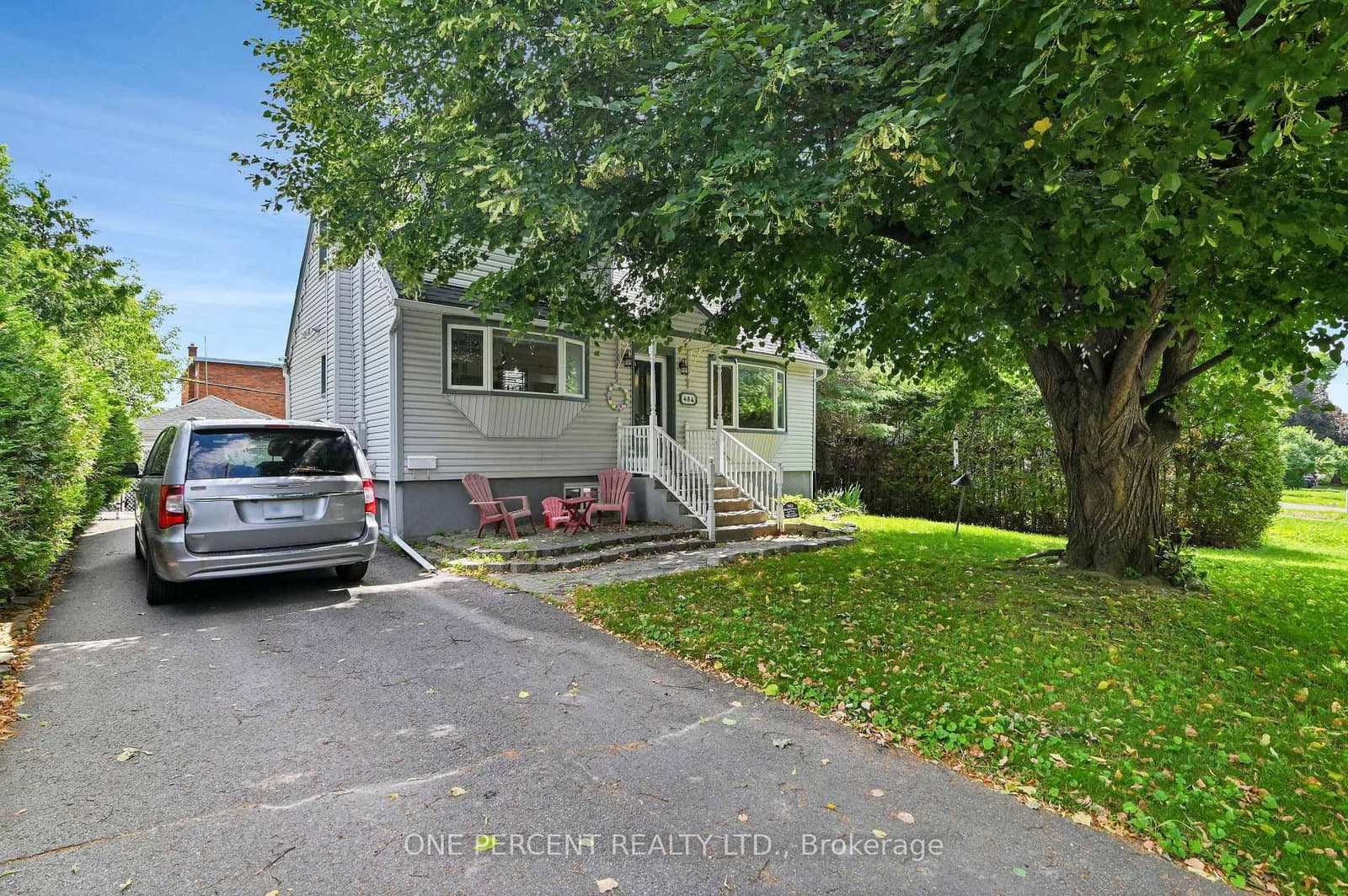 484 Mutual Street, Ottawa, ON — photo 1
