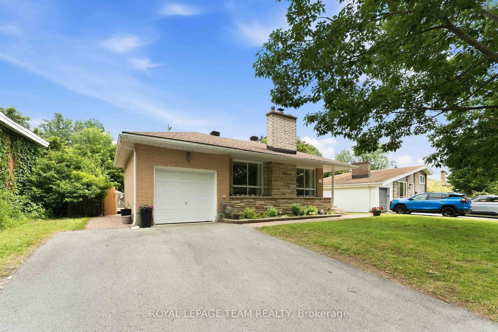 1155 Agincourt Road, Ottawa, ON — photo 2