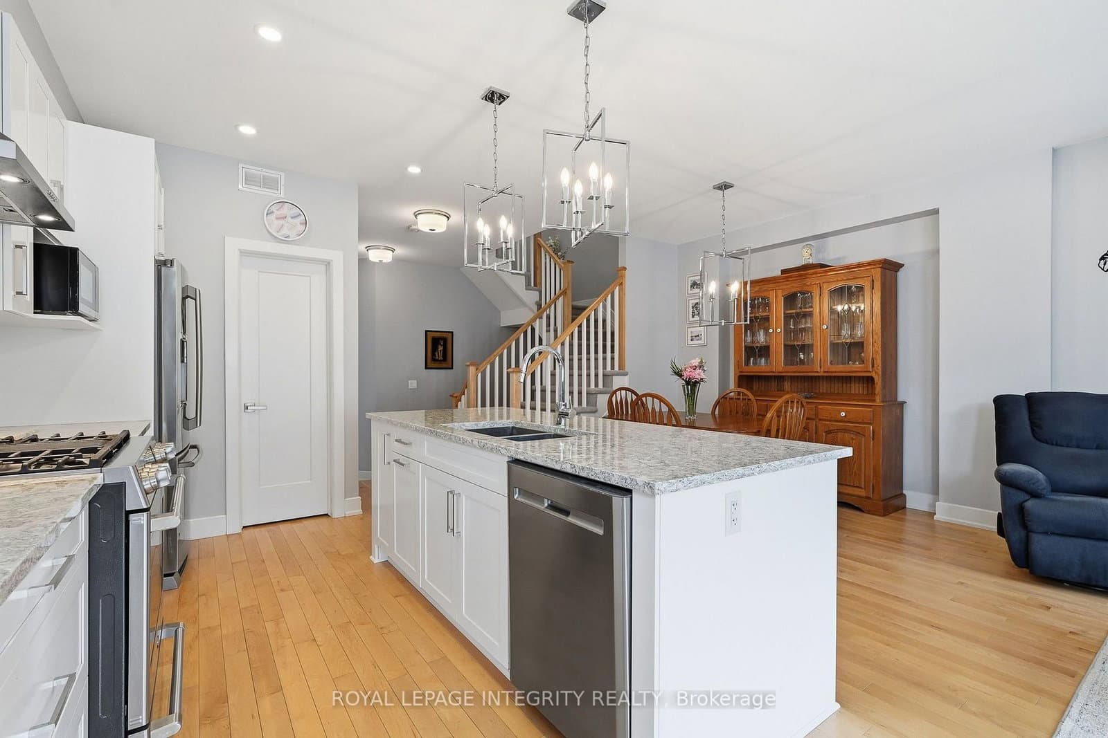 120 Kestrel Street, Ottawa, ON — photo 10