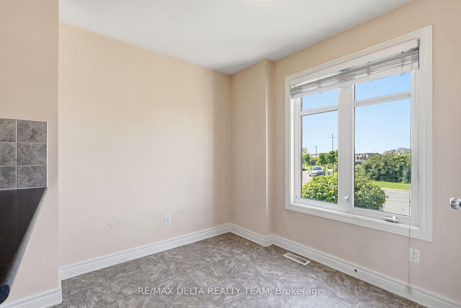 121 - 2333 Esprit Drive, Ottawa, ON — photo 5
