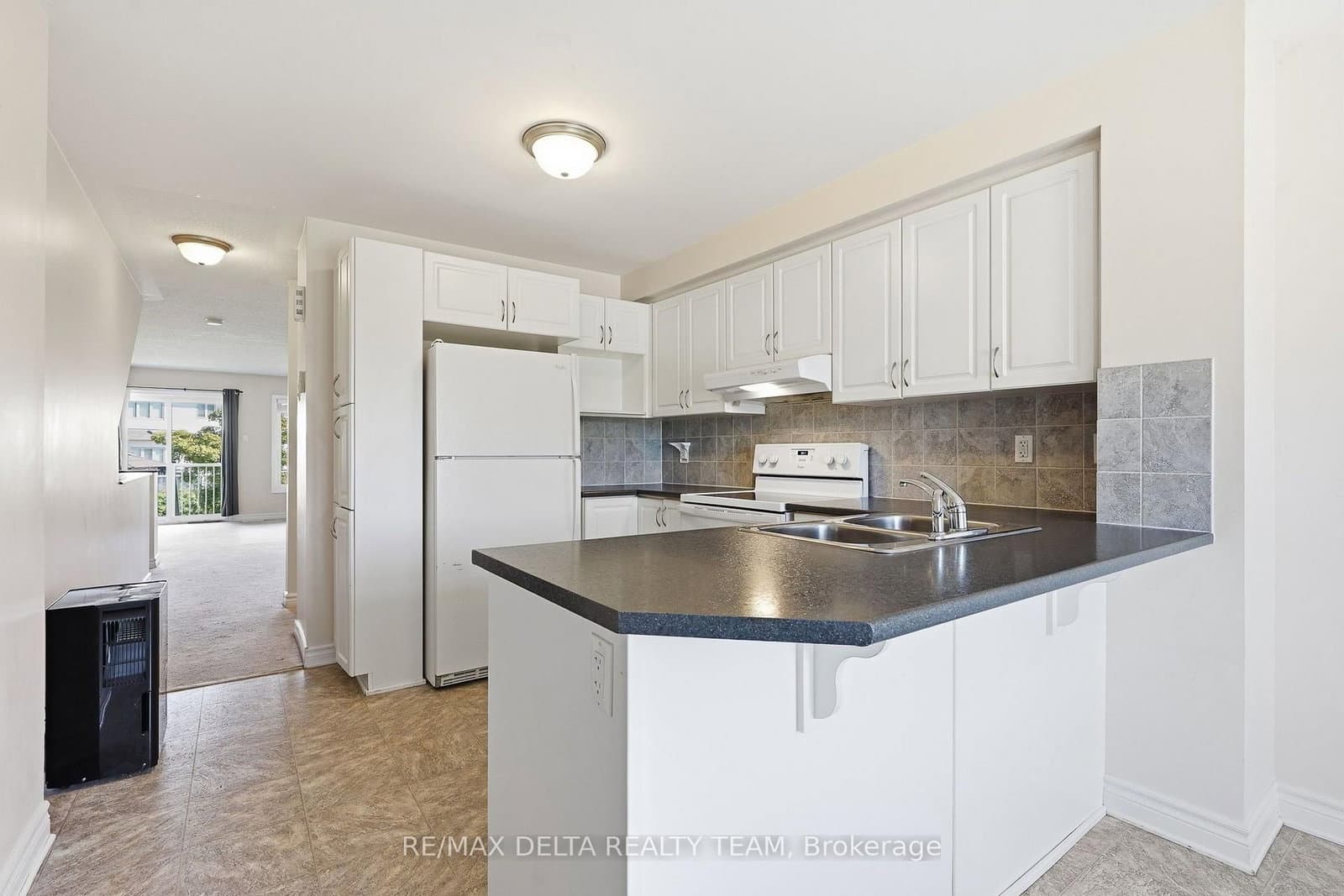 121 - 2333 Esprit Drive, Ottawa, ON — photo 6