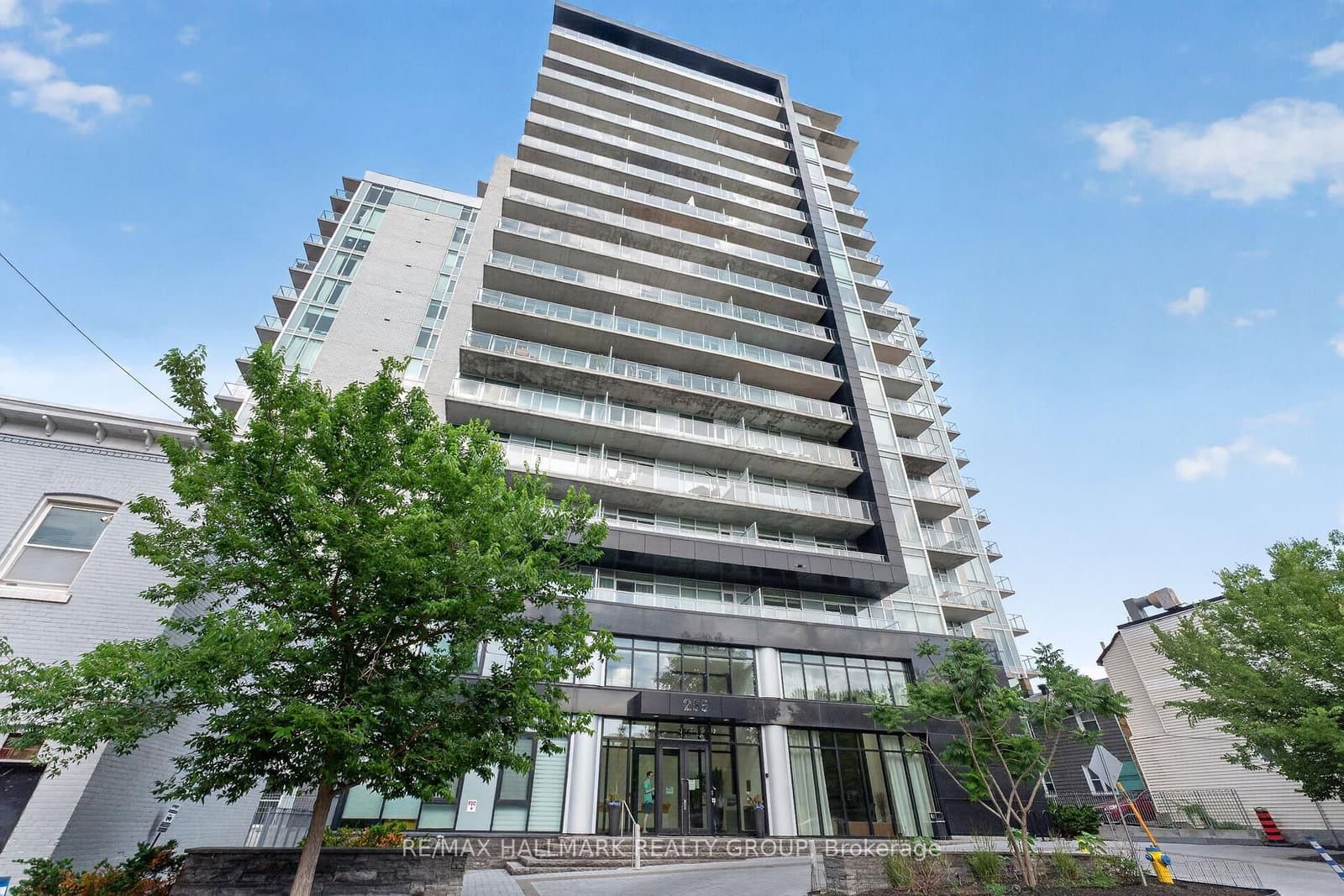 201 - 255 Bay Street, Ottawa, ON — photo 2