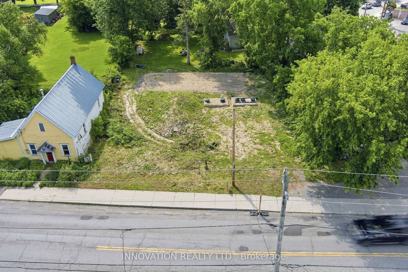 2322 Roger Stevens Drive, North Gower, ON — photo 1