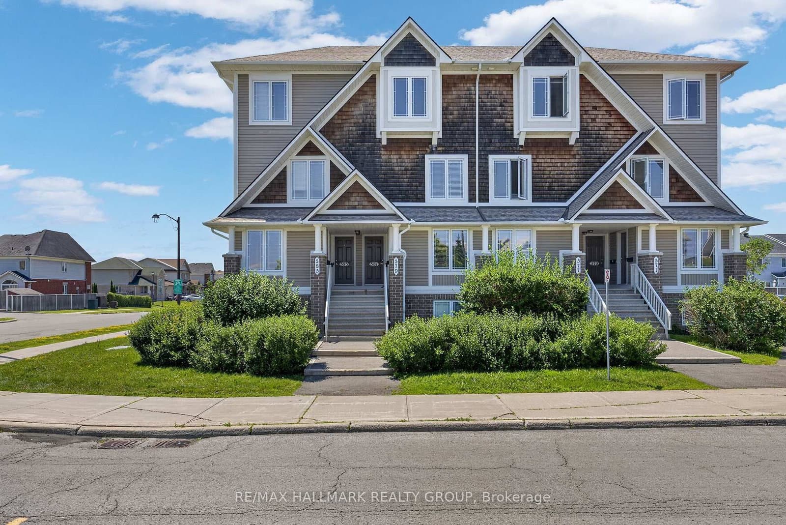 16 - 581 Lakeridge Drive, Ottawa, ON — photo 2