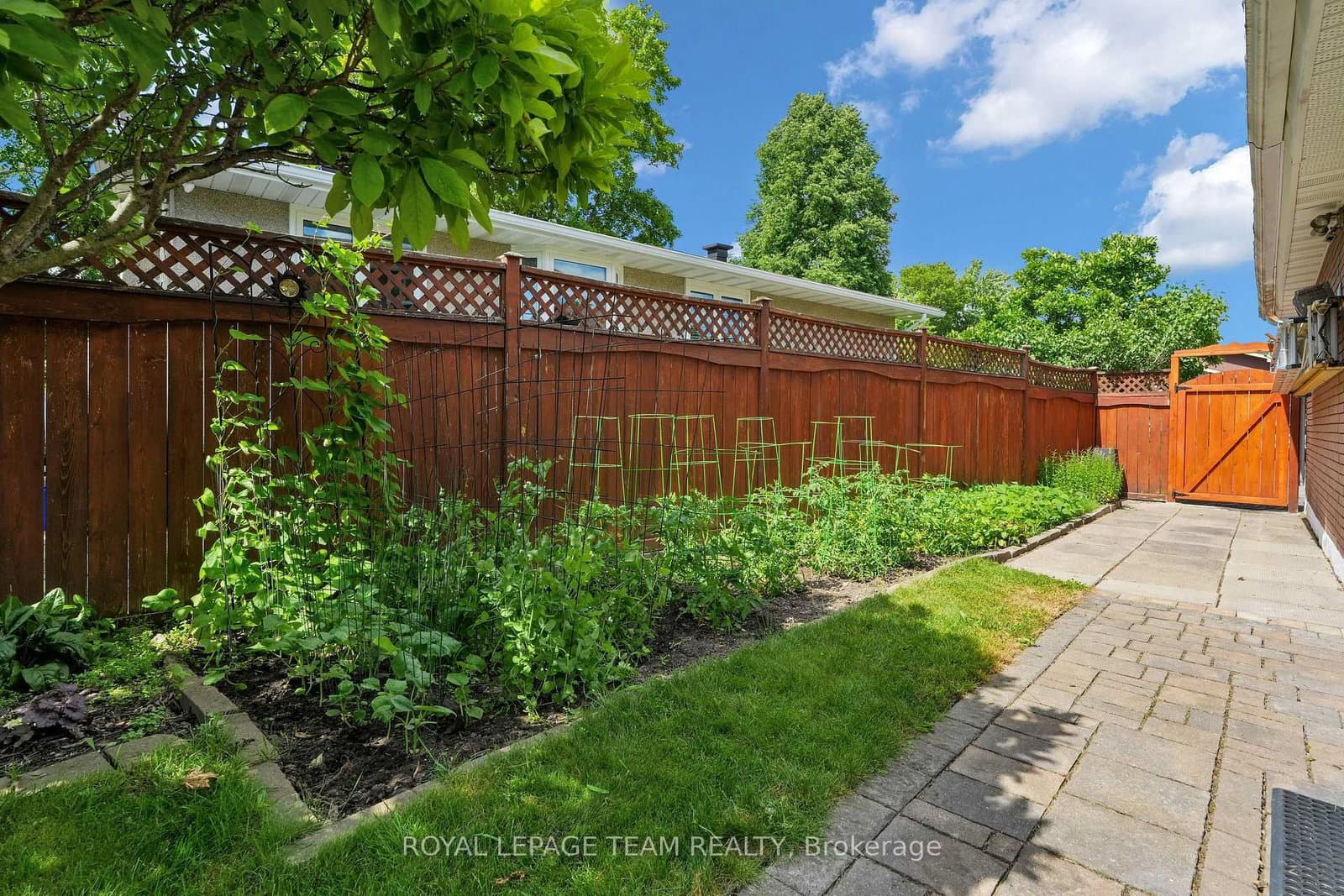 2250 Urbandale Drive, Ottawa, ON — photo 47