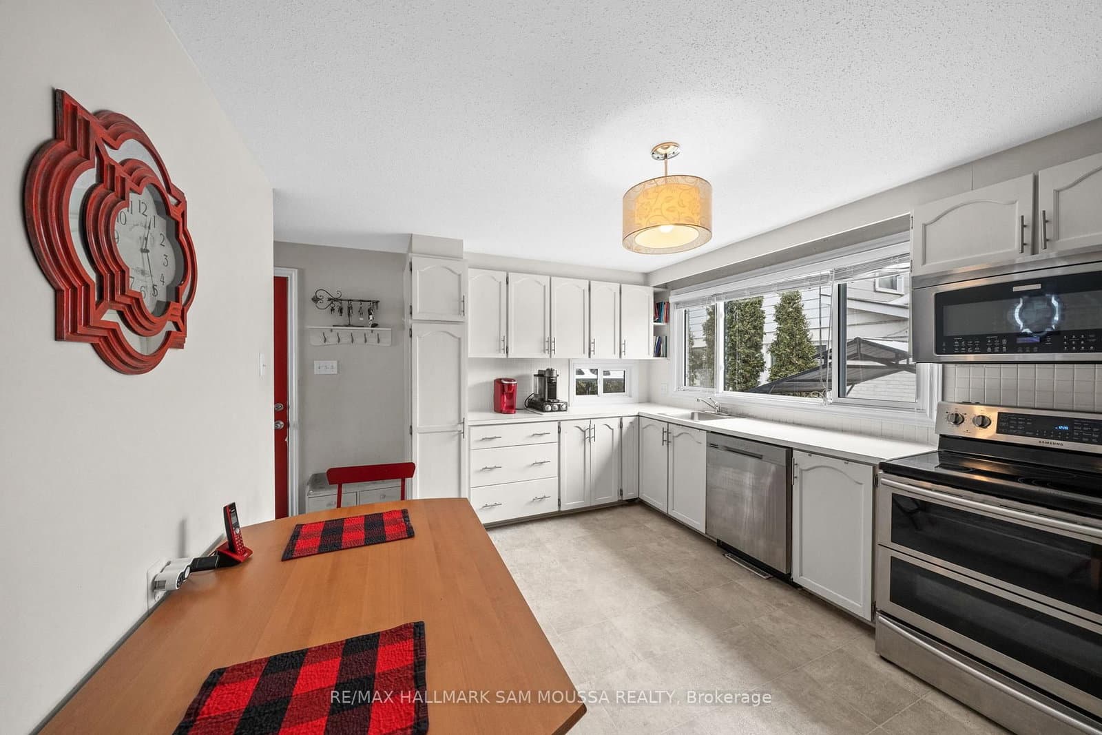 46 Seymour Avenue, Ottawa, ON — photo 14