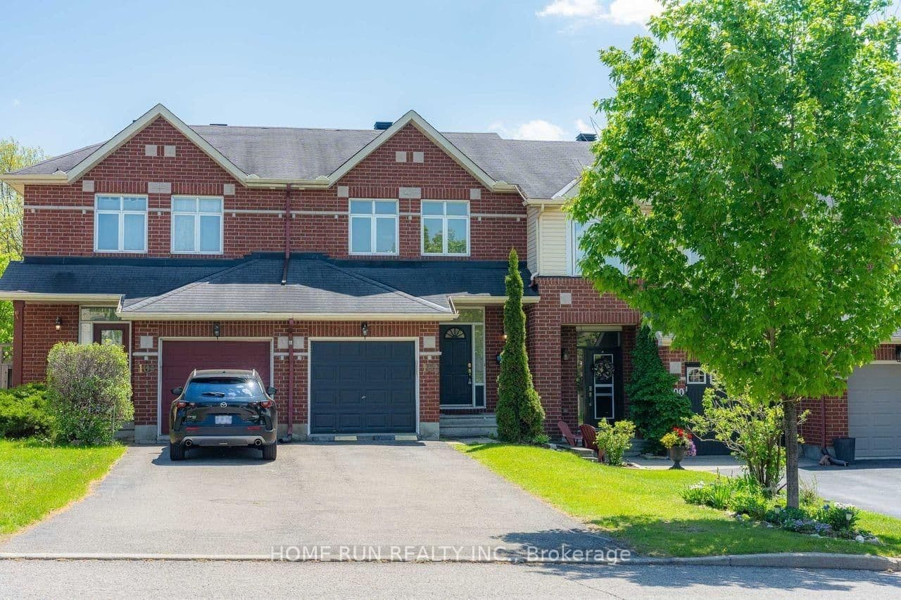 102 Kimberwick Crescent, Ottawa, ON — photo 1