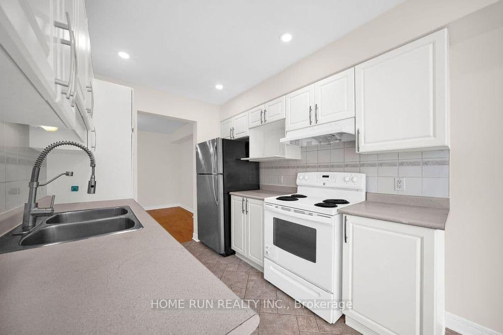 102 Kimberwick Crescent, Ottawa, ON — photo 13