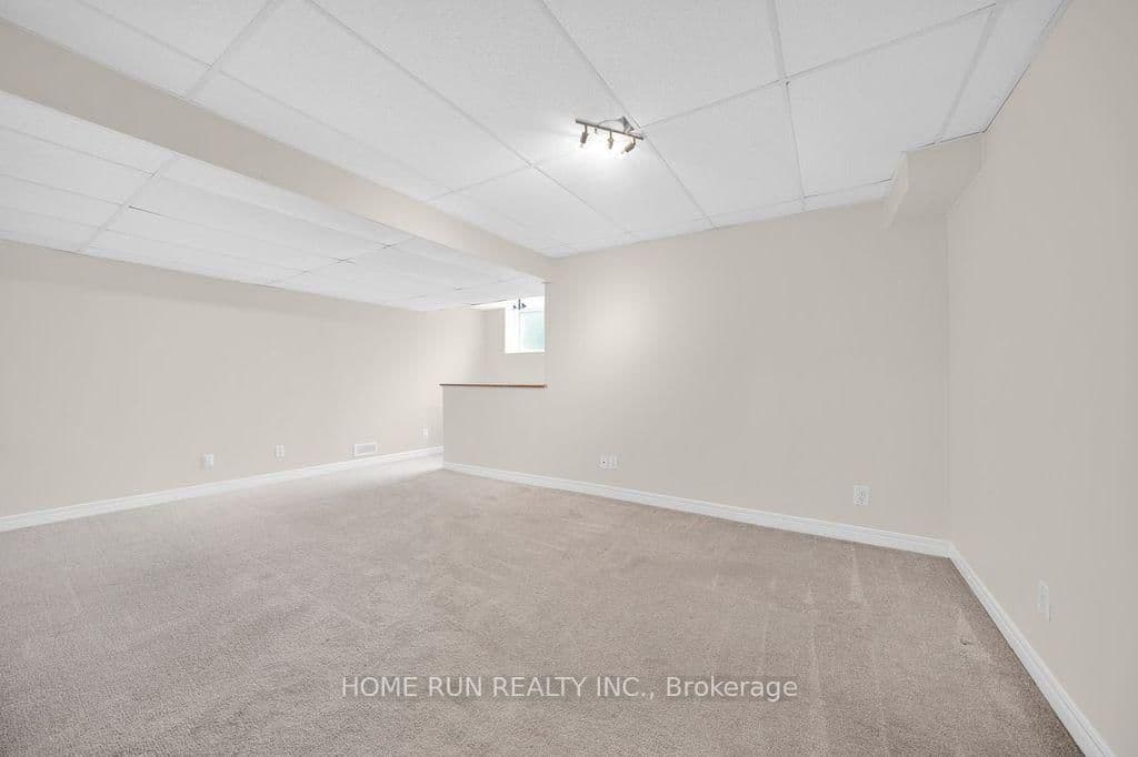 102 Kimberwick Crescent, Ottawa, ON — photo 33