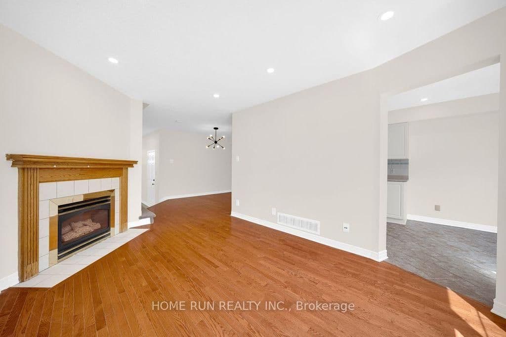 102 Kimberwick Crescent, Ottawa, ON — photo 7