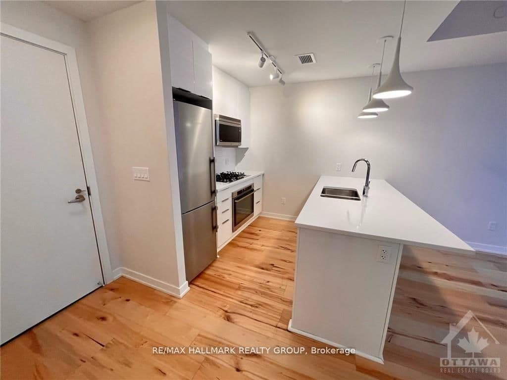 312 - 530 DE MAZENOD Avenue, Ottawa, ON — photo 2