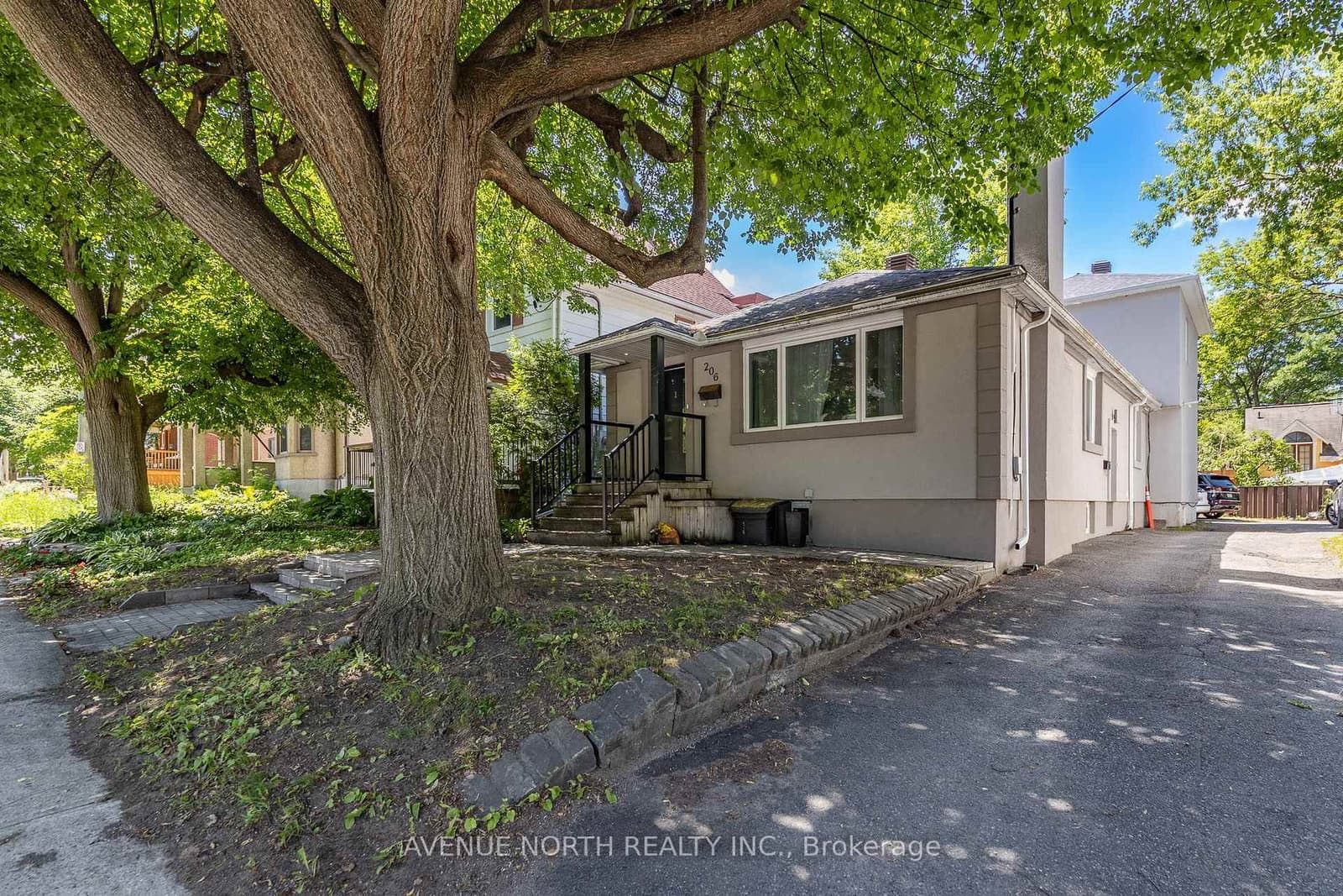 206 Blackburn Avenue, Ottawa, ON — photo 1