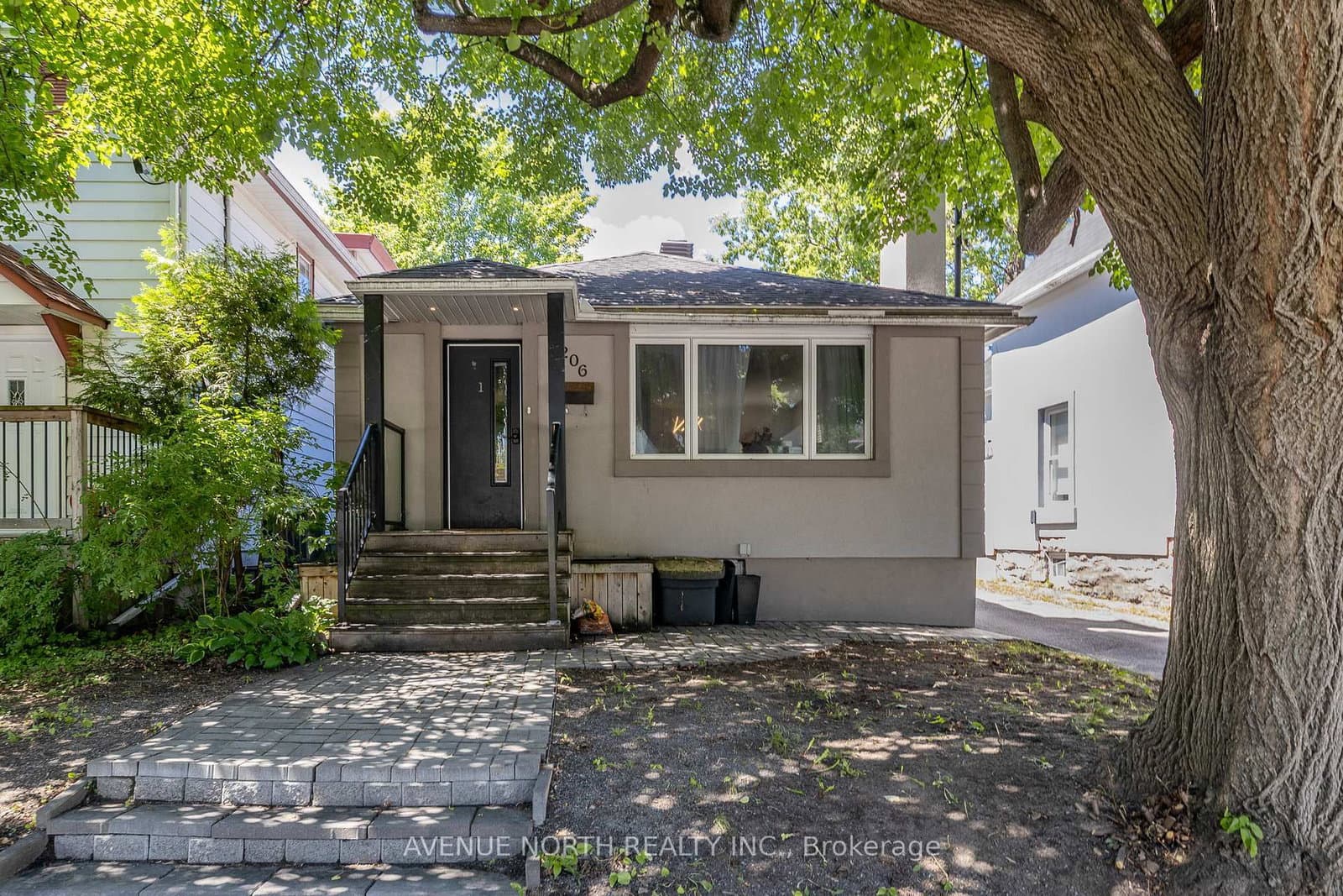 206 Blackburn Avenue, Ottawa, ON — photo 2