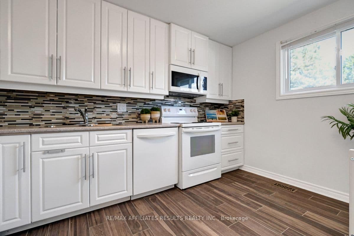94 - 73 McClintock Way, Kanata, ON — photo 15
