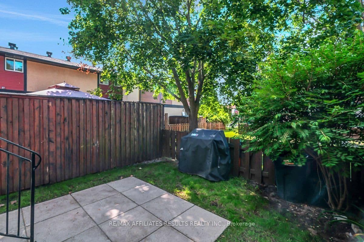 94 - 73 McClintock Way, Kanata, ON — photo 31