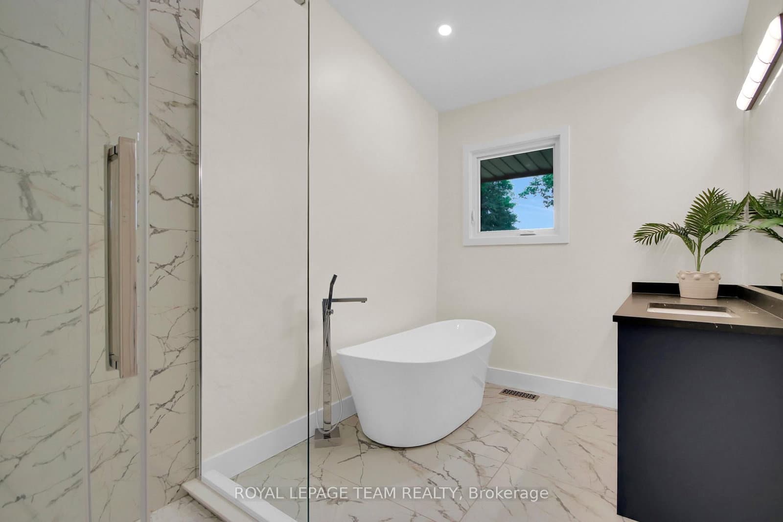 6499 Bunker Road, Manotick, ON — photo 25