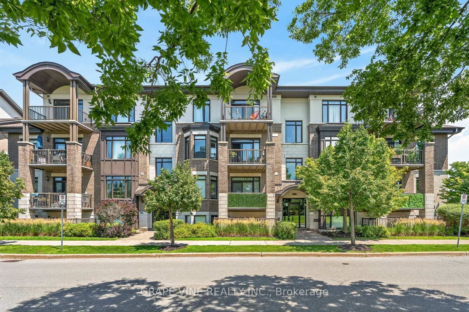 306 - 705 Beauparc Private, Ottawa, ON — photo 1