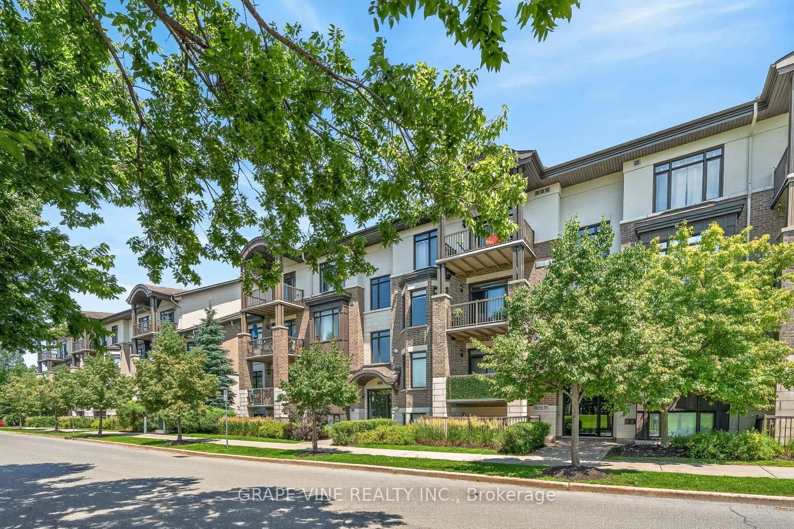 306 - 705 Beauparc Private, Ottawa, ON — photo 2