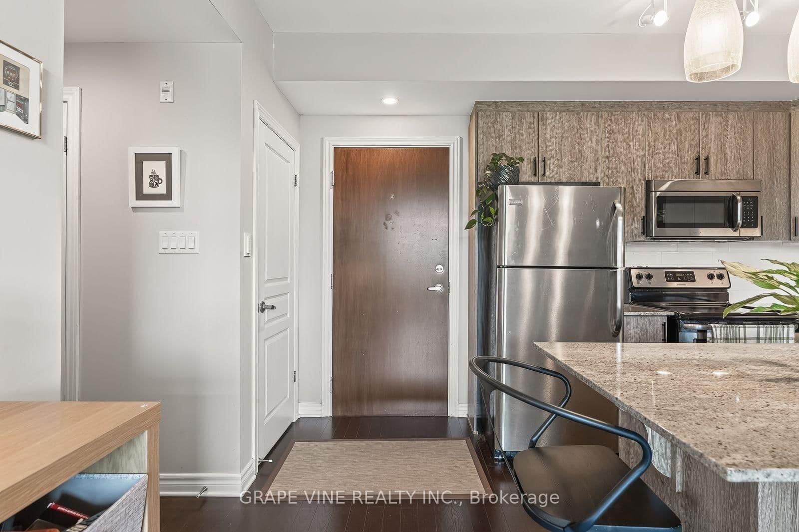 306 - 705 Beauparc Private, Ottawa, ON — photo 7