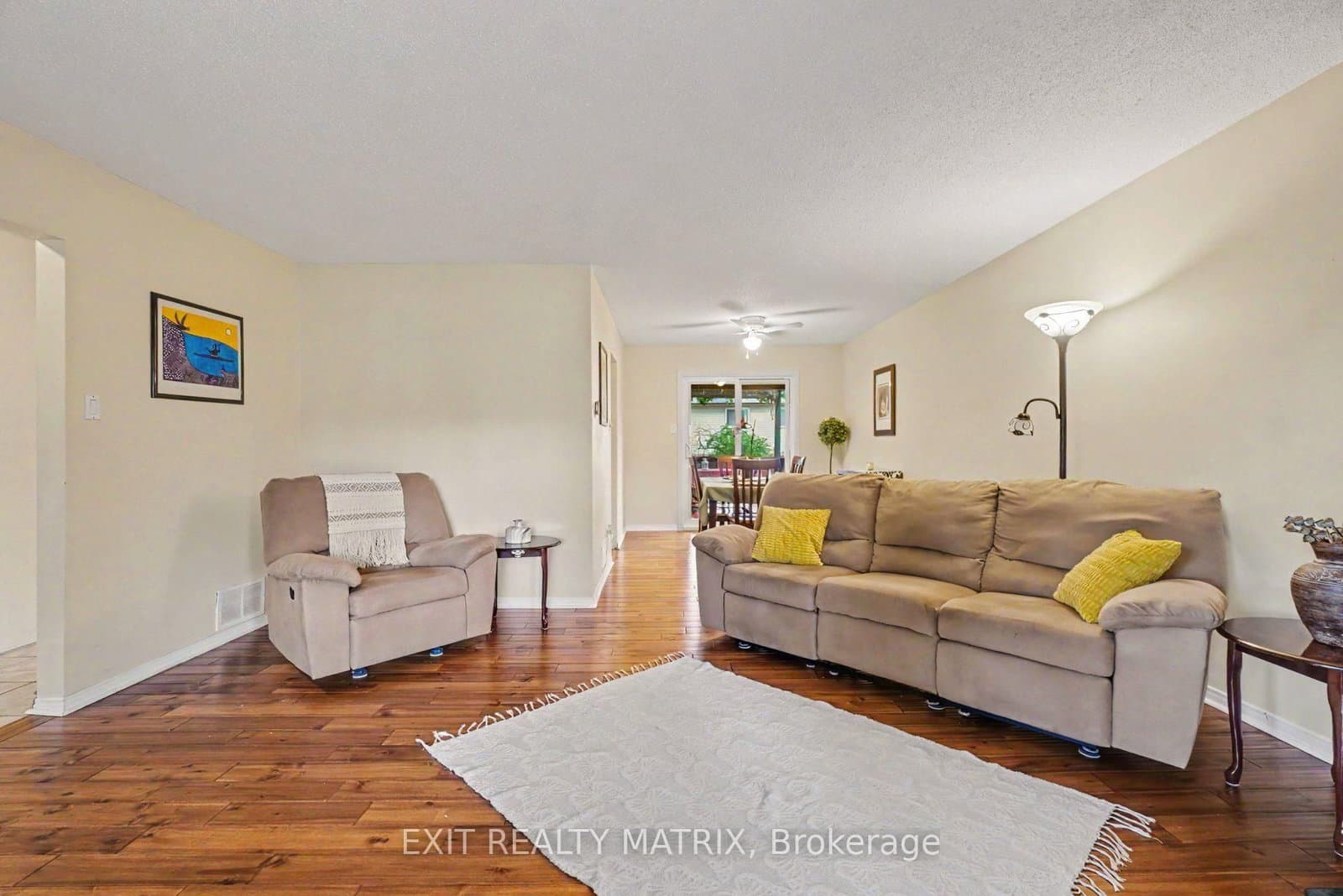 30 Bartley Crescent, Ottawa, ON — photo 5