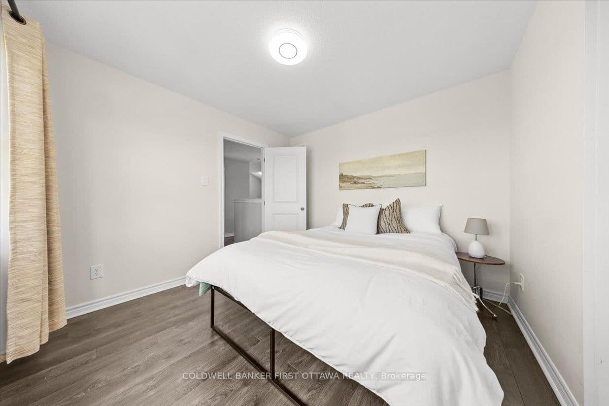 619 DUNDONALD Drive, Ottawa, ON — photo 10