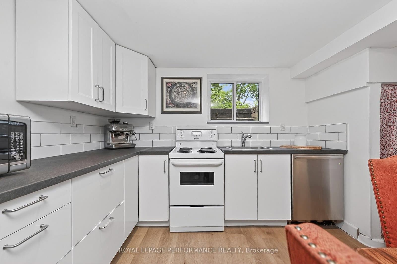 140 Begonia Avenue, Ottawa, ON — photo 24