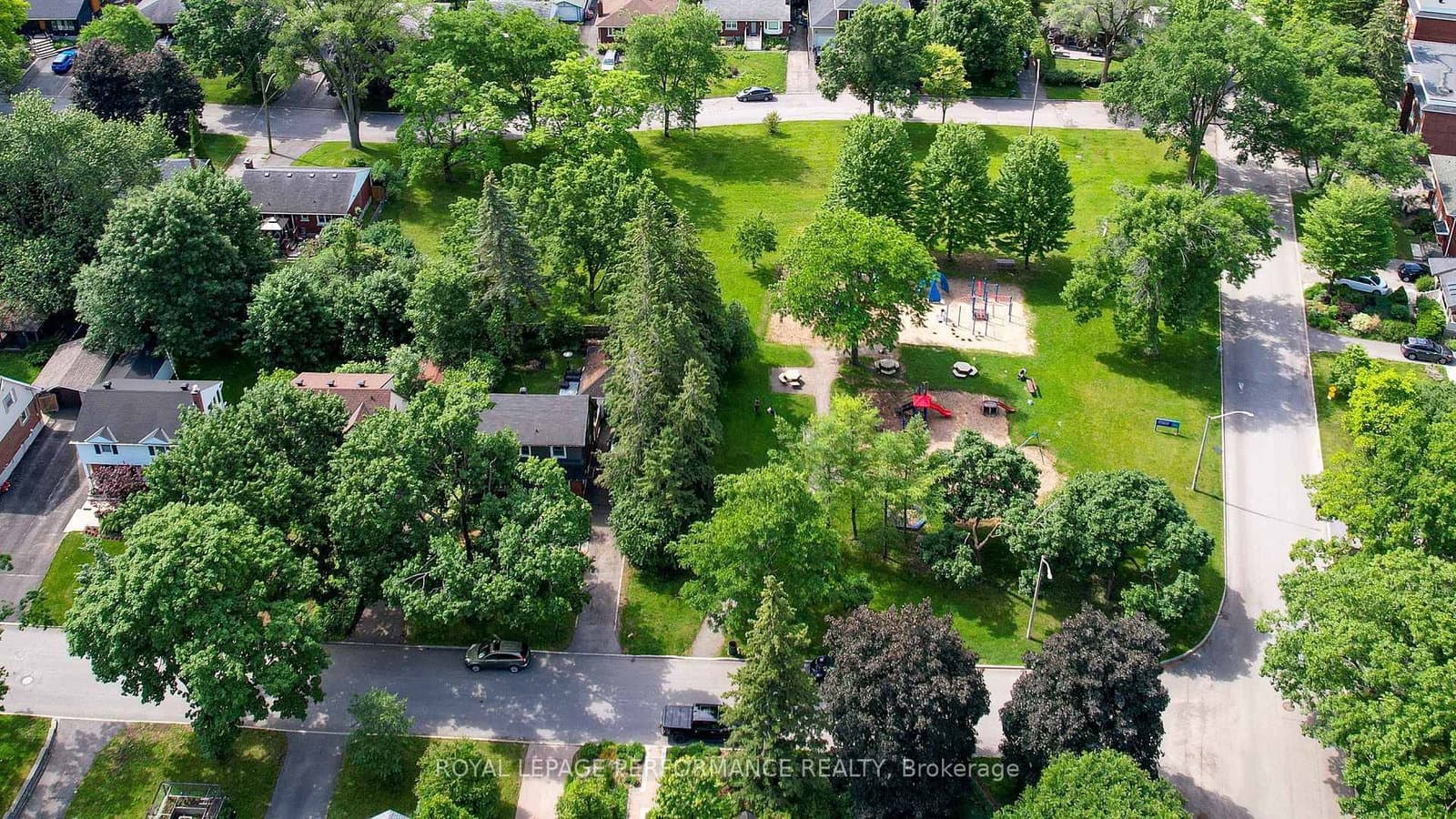 140 Begonia Avenue, Ottawa, ON — photo 35