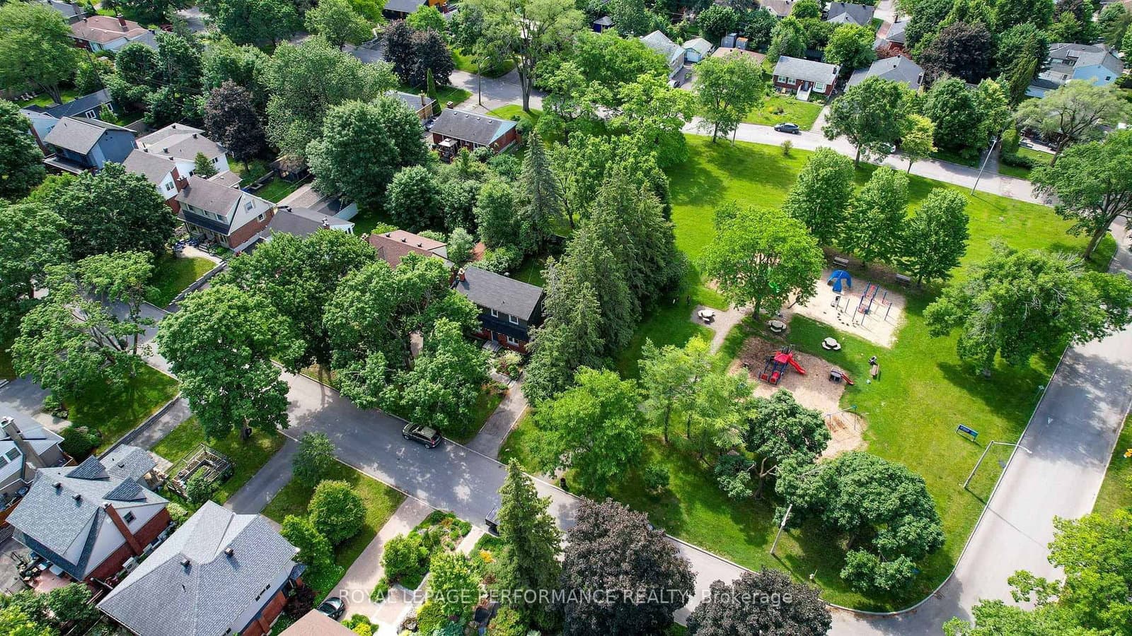 140 Begonia Avenue, Ottawa, ON — photo 36