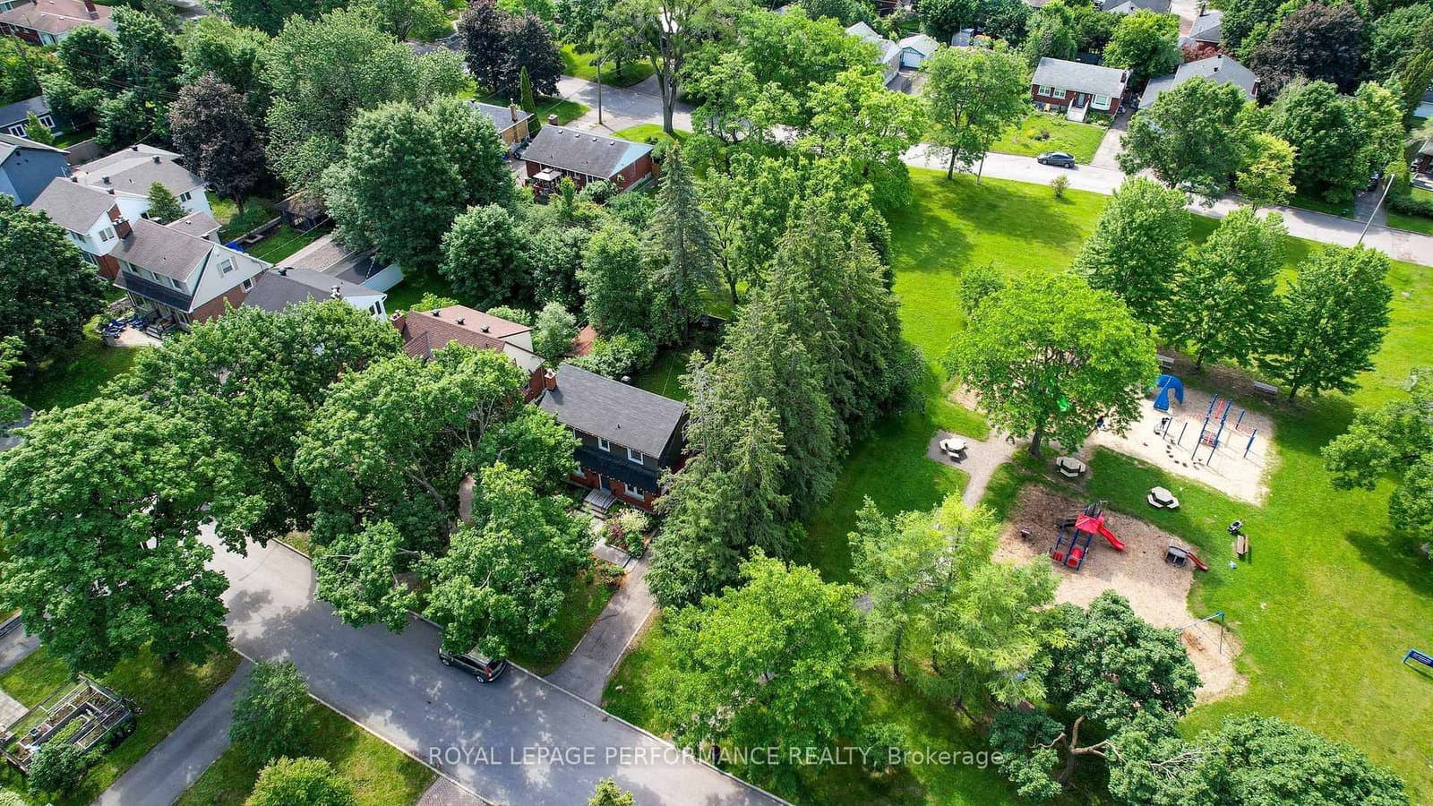 140 Begonia Avenue, Ottawa, ON — photo 37